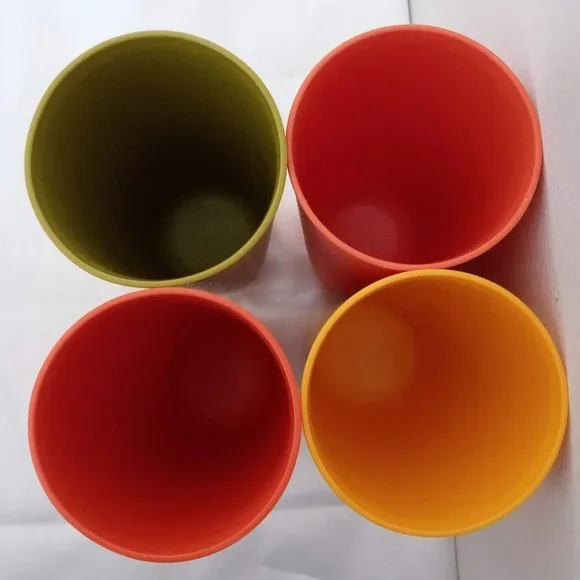 Eight Tupperware Cups Vintage Different Sizes & Colors - Picture 4 of 16